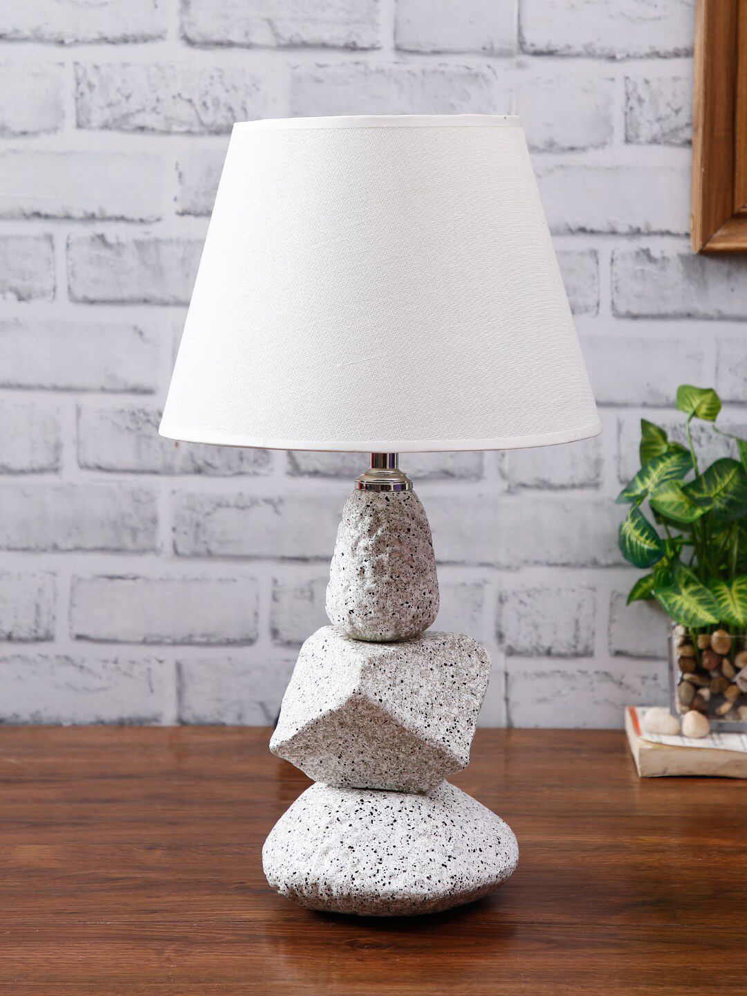 House Of Accessories White Ceramic Contemporary Table Lamp with Shade Price in India
