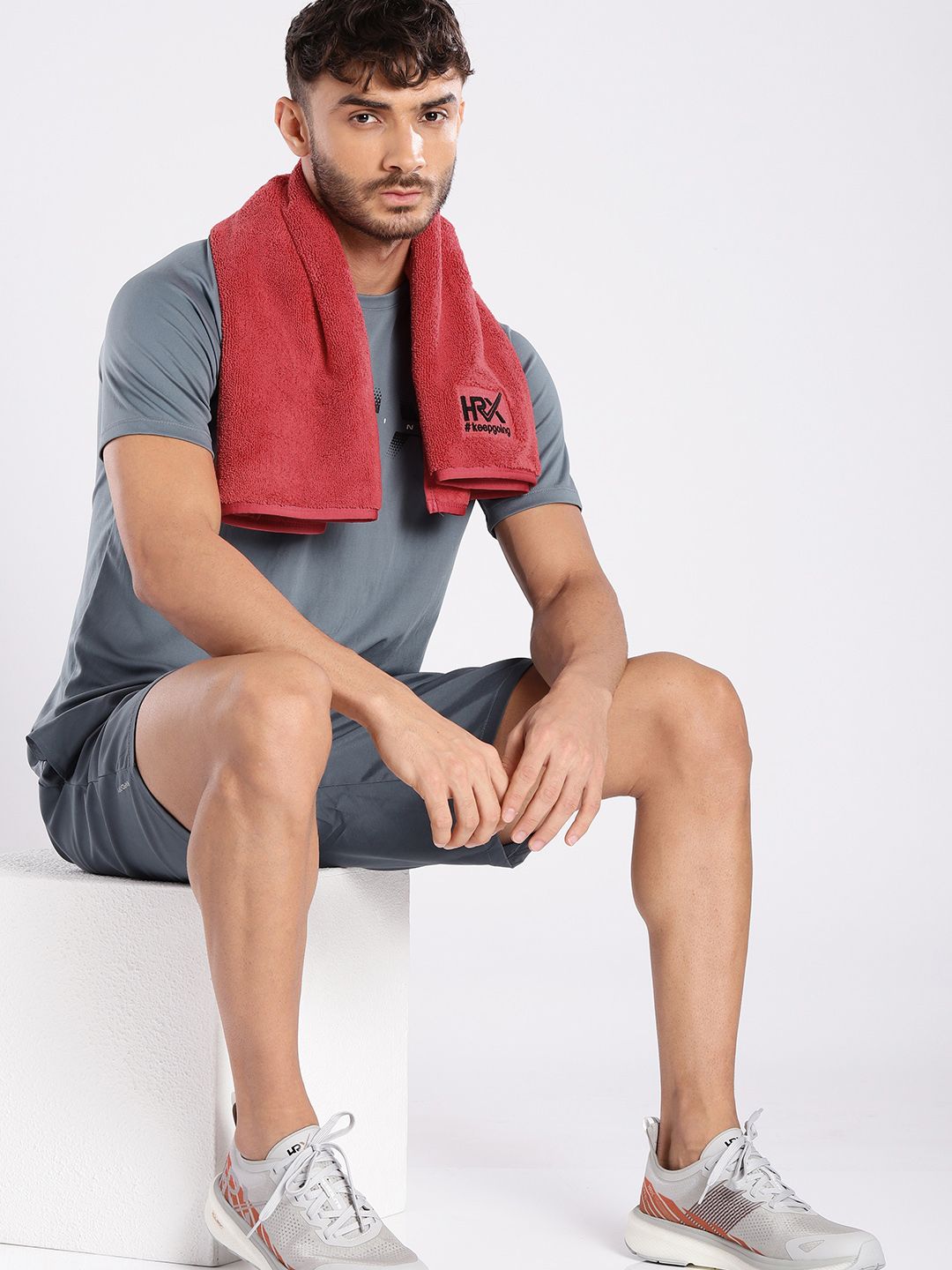 HRX by Hrithik Roshan Unisex Red Solid Face Towel Price in India