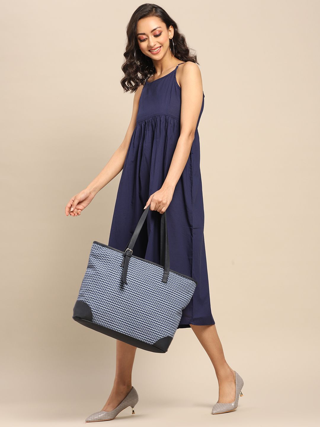 Anouk Blue Printed Shoulder Bag Price in India