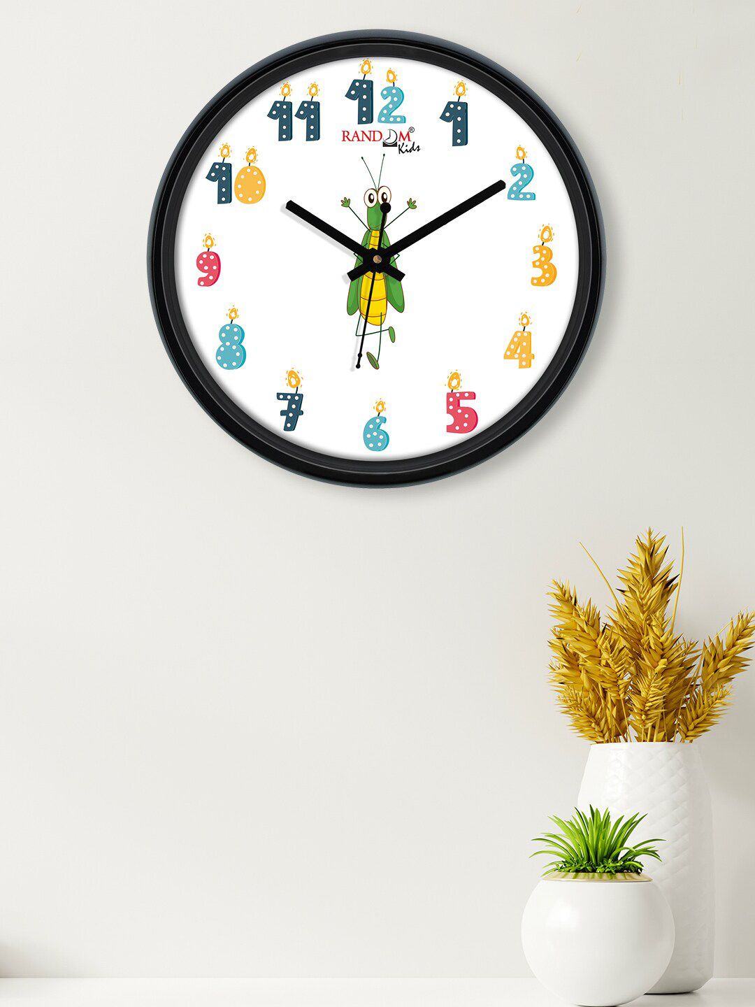 RANDOM White & Black Beautiful Grasshopper Printed Contemporary Wall Clock Price in India