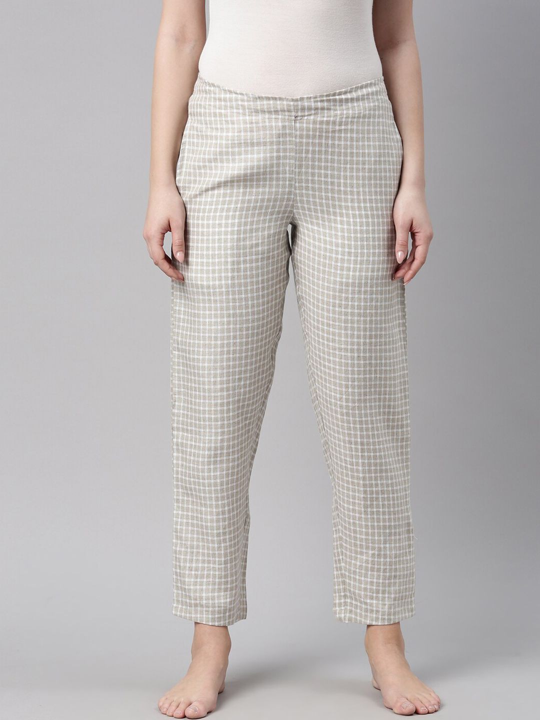 Ecentric Women Beige & White Eco-Friendly Slim-Fit Lounge Pants Price in India