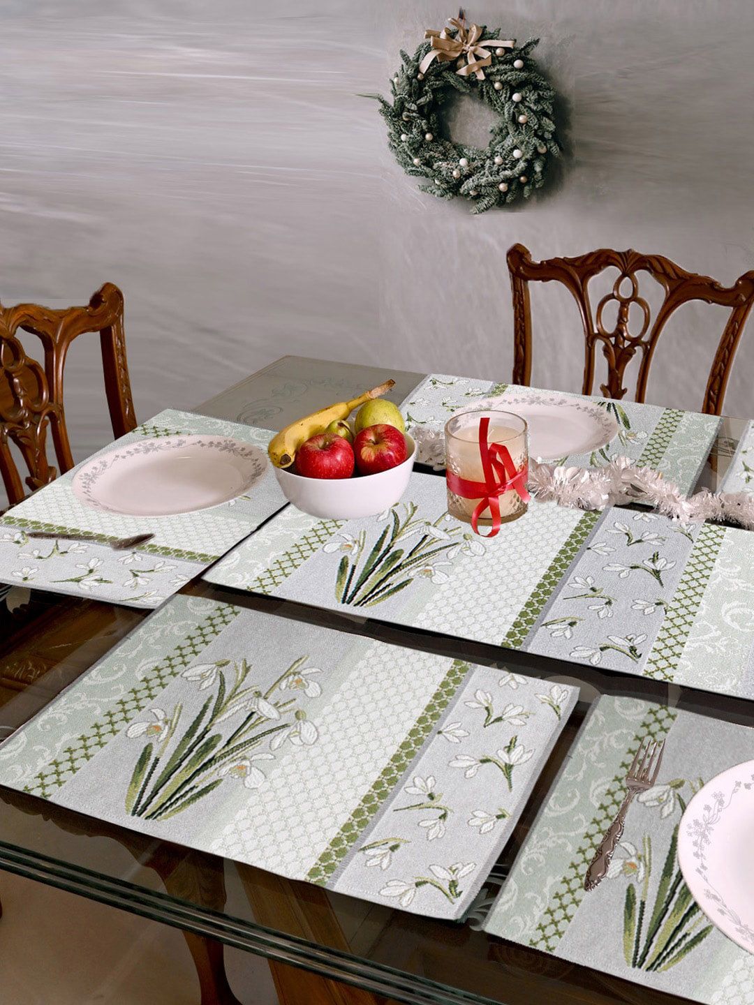 AVI Living  Set of 7 Green & White Dining Table Mat Price in India