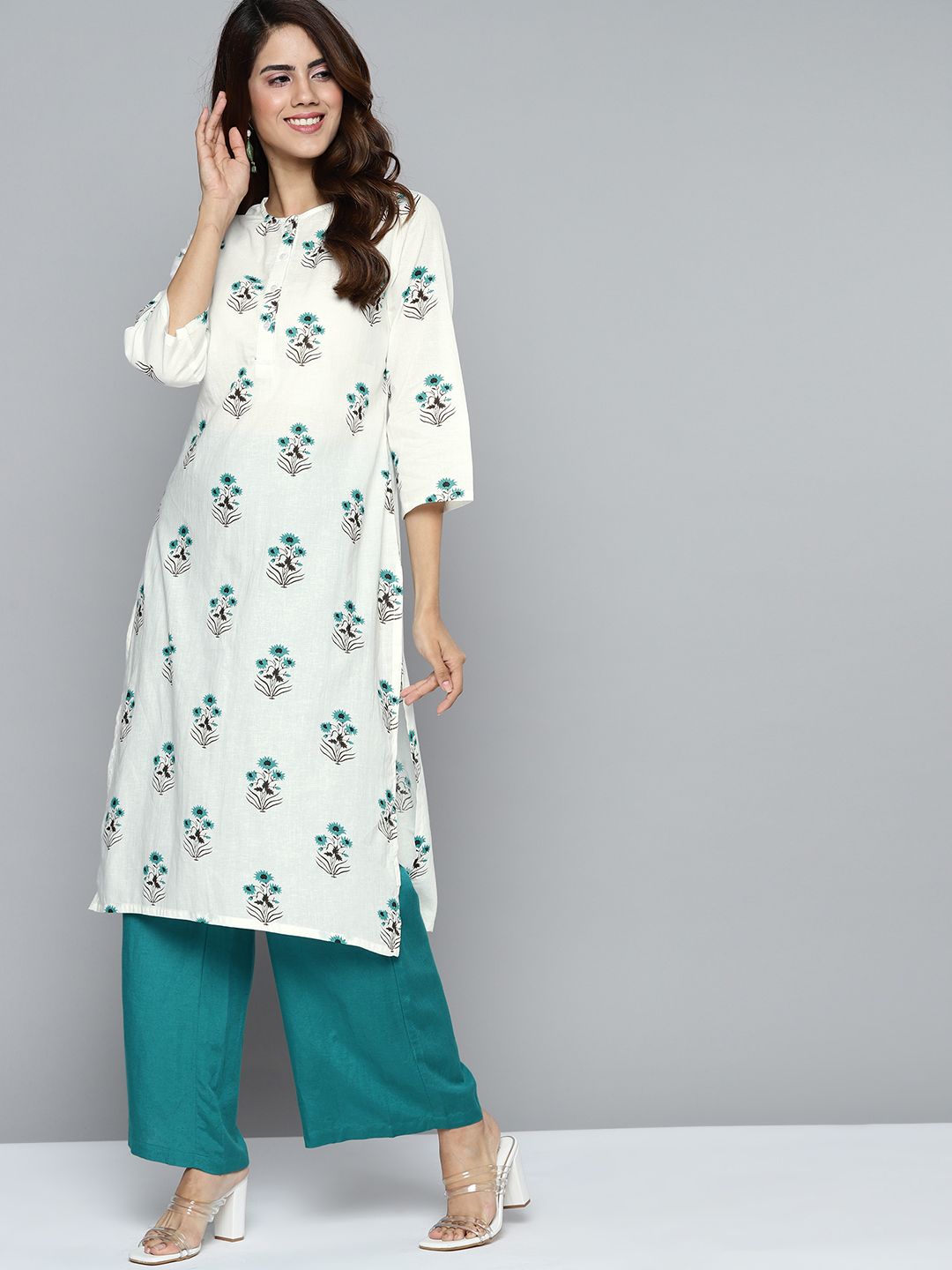 HERE&NOW Women White & Blue Floral Printed Kurta Price in India
