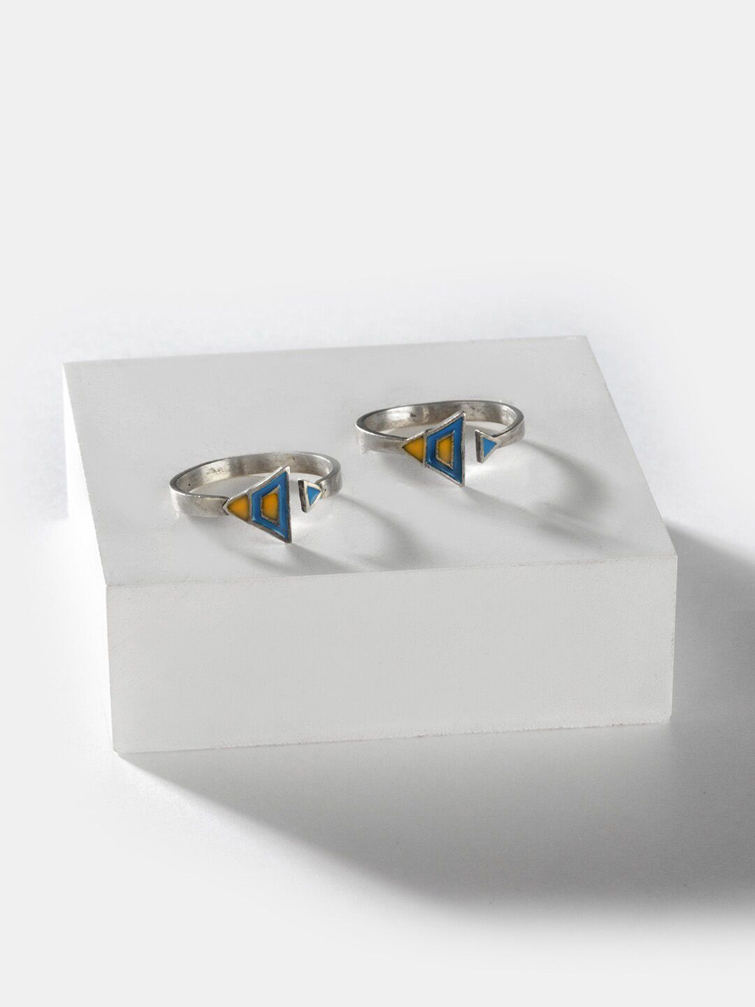 SHAYA Set Of 2 Silver-Toned & Blue Enamelled Adjustable Ethnic Toe Ring Price in India