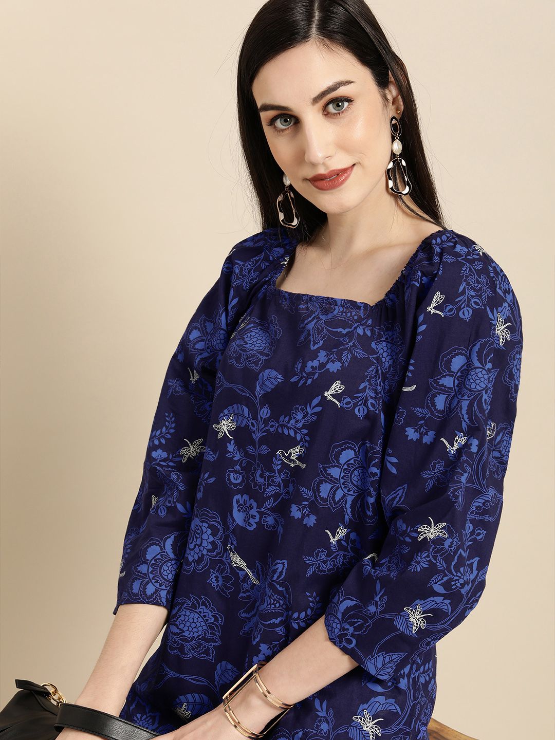 Anouk Women Navy Blue & White Floral Printed  Pure Cotton Square Neck Kurta Price in India