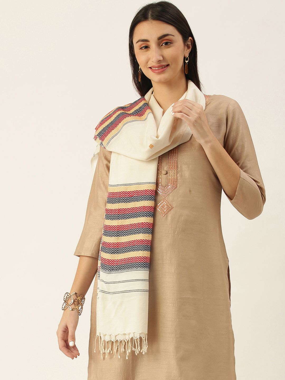 Women's Off- White Handloom Pure Eri Stole Price in India