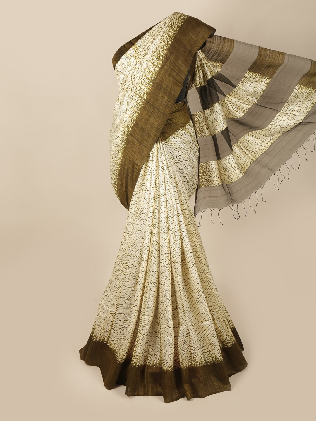 Pothys Green & Beige Printed Pure Silk Saree Price in India