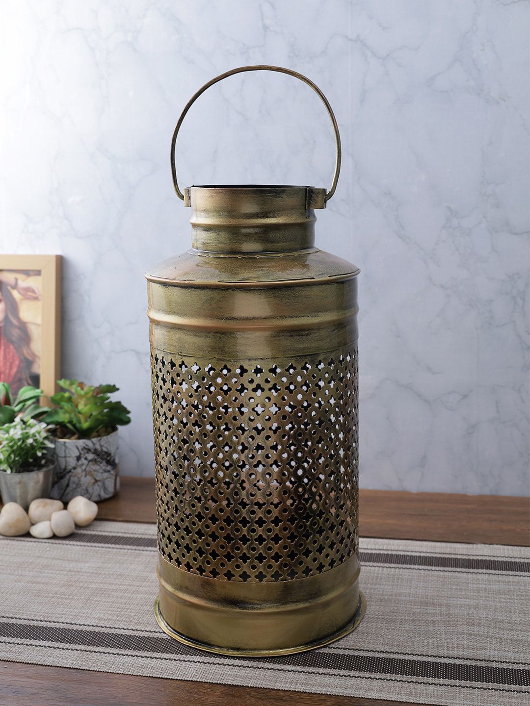 Aapno Rajasthan Gold-Toned Patterned Metal Flower Vase Price in India