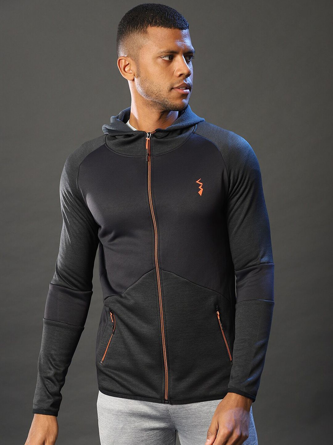 Campus Sutra Men Black Lightweight Sporty Jacket