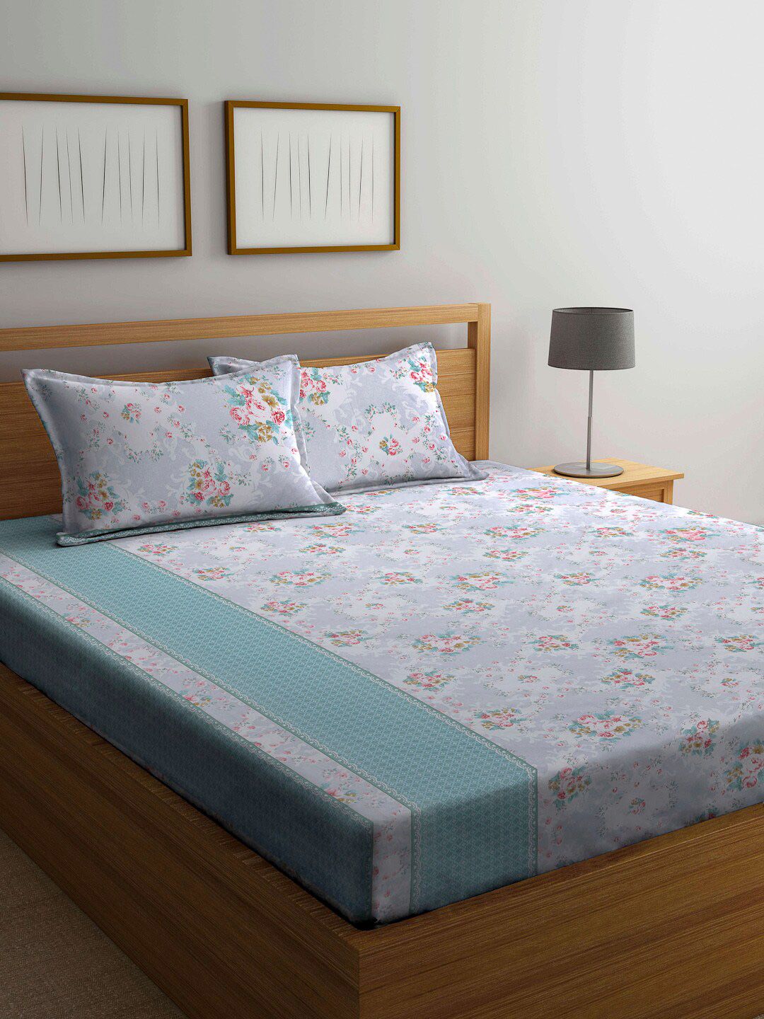 Arrabi Multicoloured Floral 300 TC King Bedsheet with 2 Pillow Covers Price in India