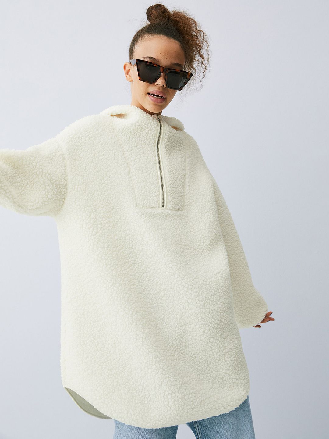 H&M Women White Solid Oversized Faux Shearling Hoodie Price in India