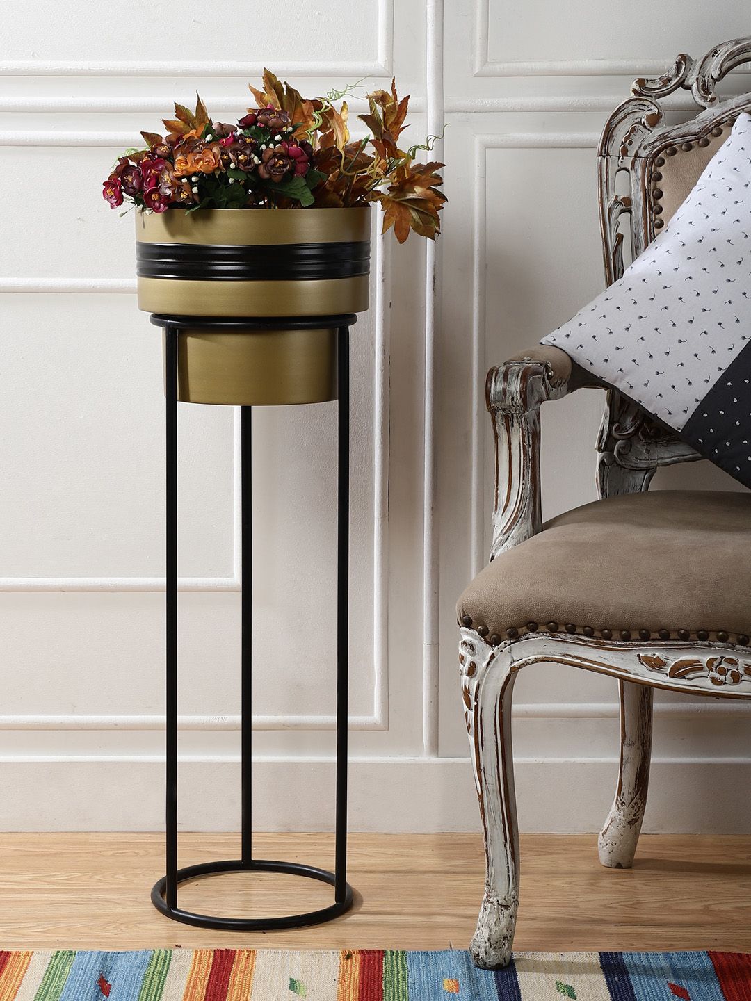 The Decor Mart Gold-Toned & Black Planter With Stand Price in India