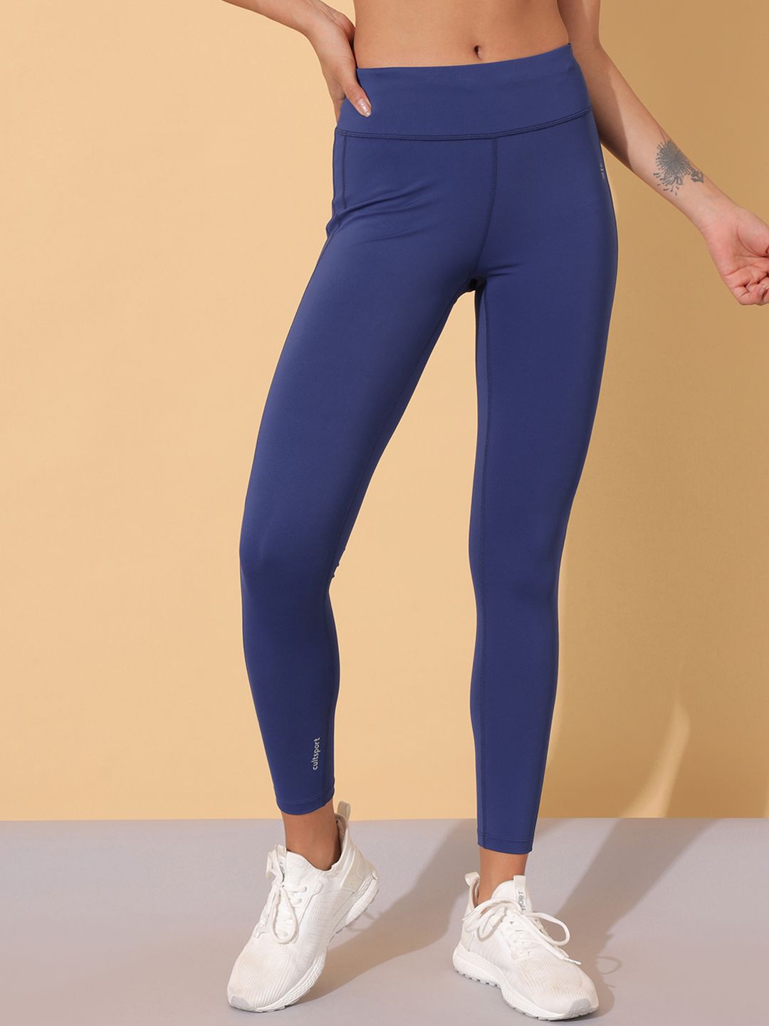 Cultsport Women Blue Solid Absolute-Fit Tights Price in India