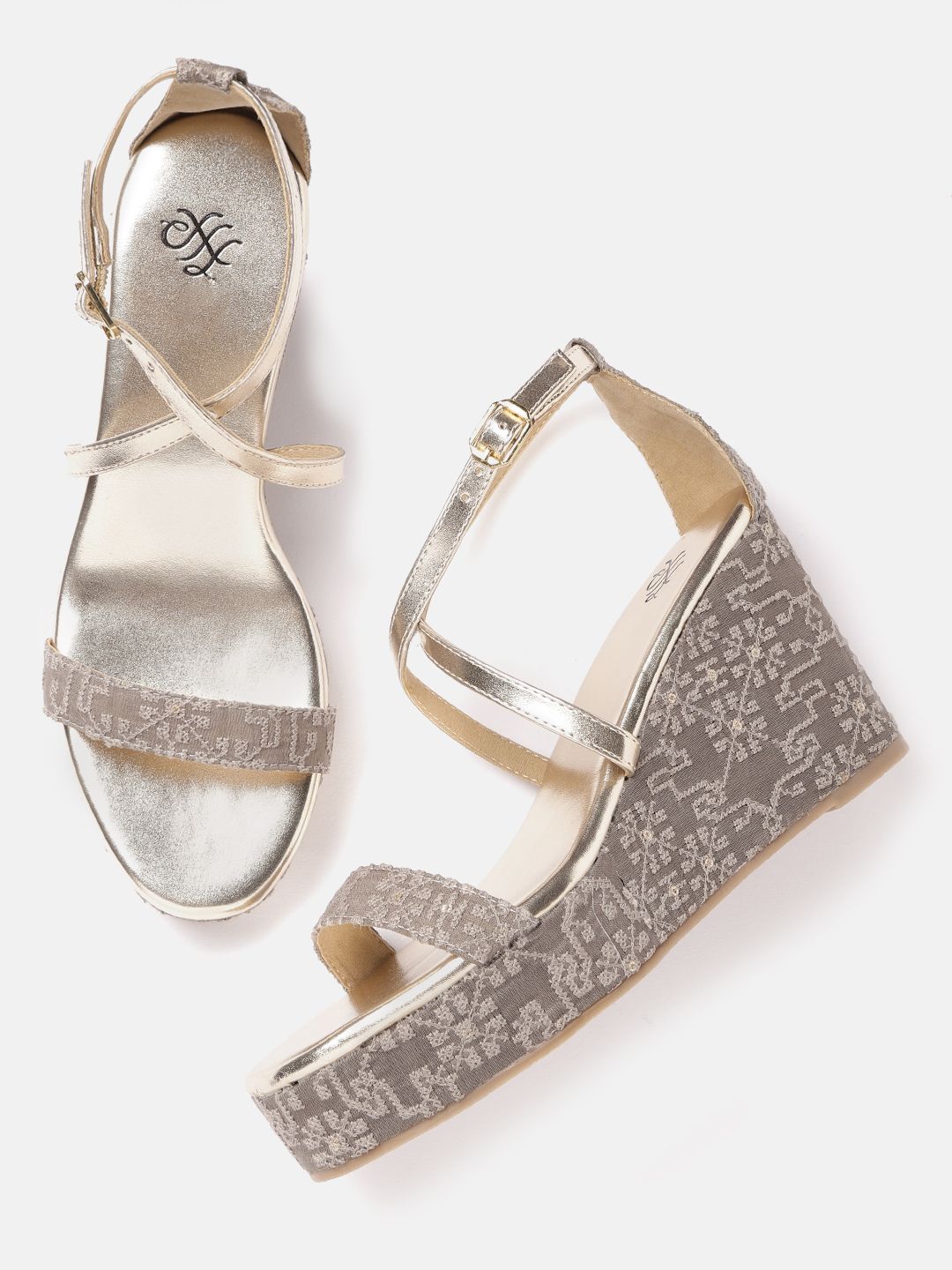 House of Pataudi Women Grey & Gold-Toned Handcrafted Woven Design Wedges Price in India