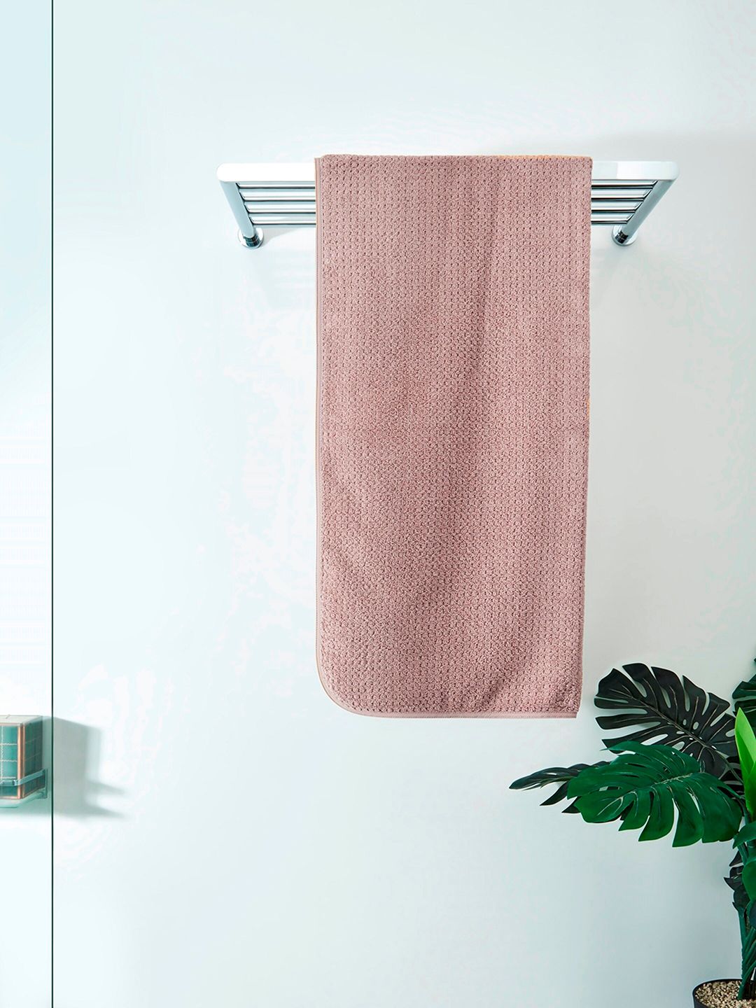 DDecor Pink Self-Design Cotton 550 GSM Bath Towel Price in India