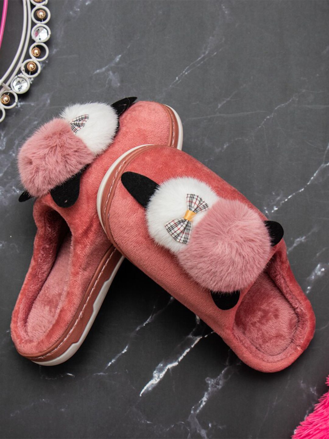 Brauch Women Pink & White Room Slippers