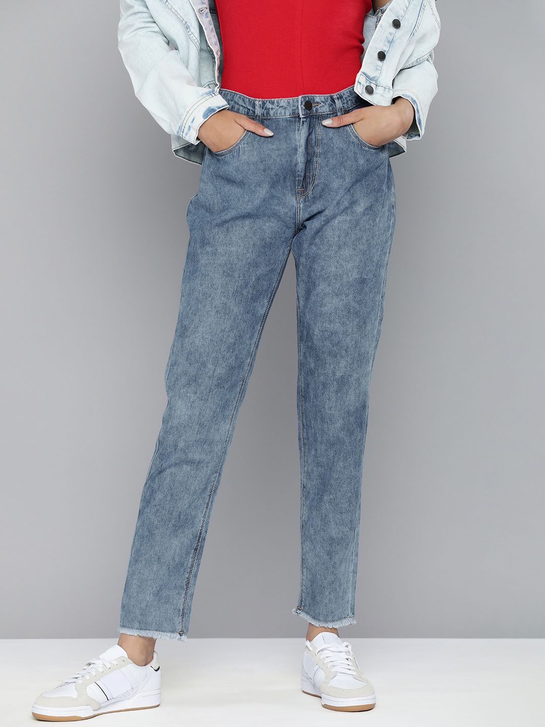 HERE&NOW Women Blue Boyfriend Fit Light Fade Stretchable Jeans Price in India