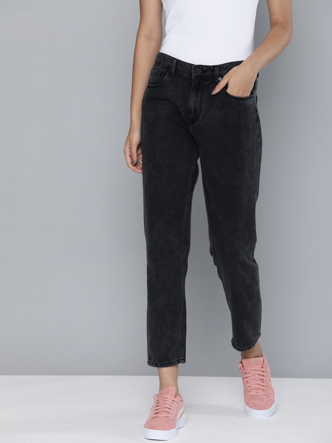 HERE&NOW Women Charcoal Boyfriend Fit Mid-Rise Light Fade Jeans Price in India