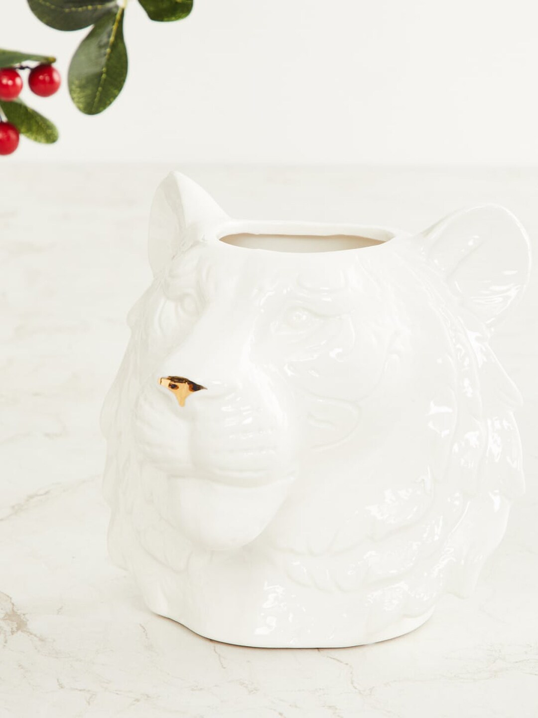 Home Centre White & Gold-Toned Solid Courage Kaplan Ceramic Tiger Planter Price in India