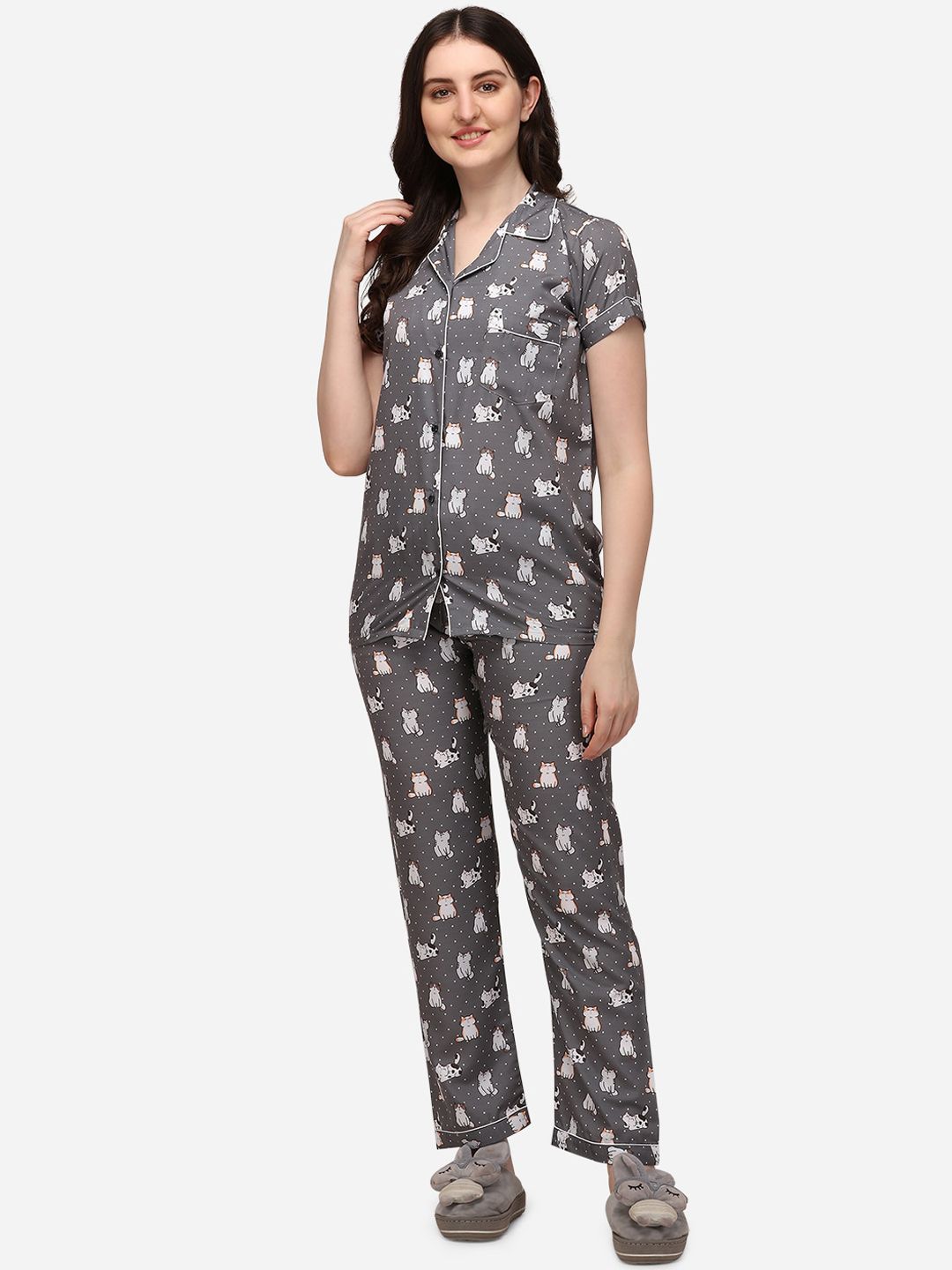 House of JAMMIES Women Grey & White Printed Night suit Price in India