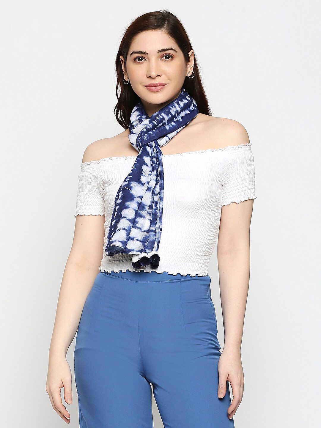 BELLEZIYA Women Blue & White Tie & Dye Dyed Scarf Price in India