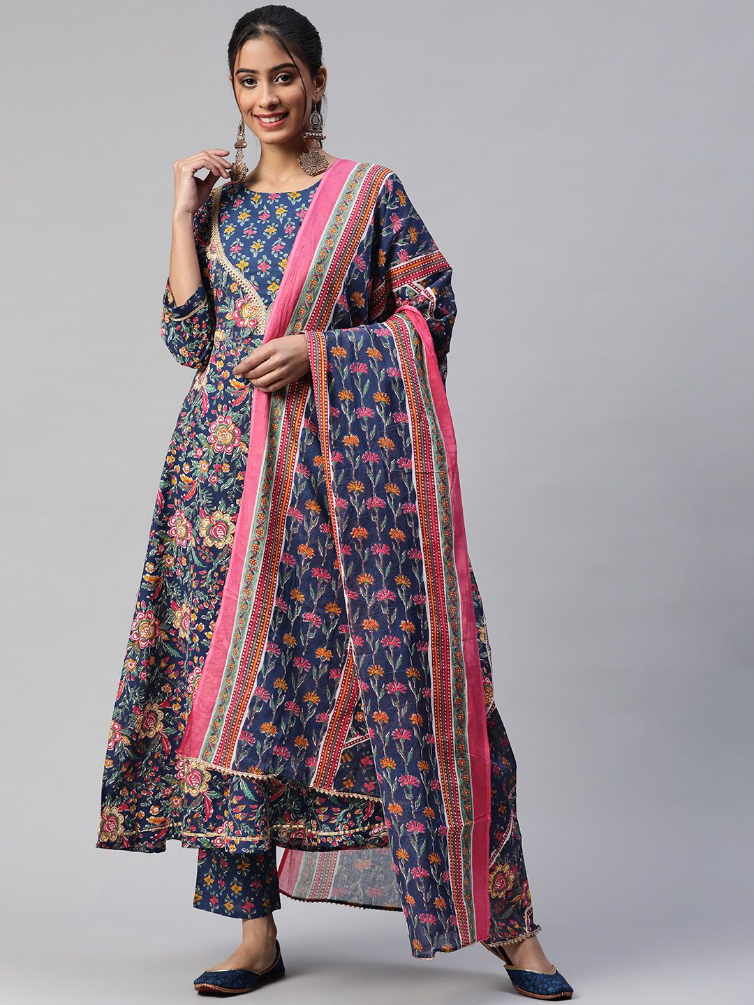 Yuris Women Navy Blue Floral Printed Gotta Patti Pure Cotton Kurta with Trousers & With Dupatta Price in India