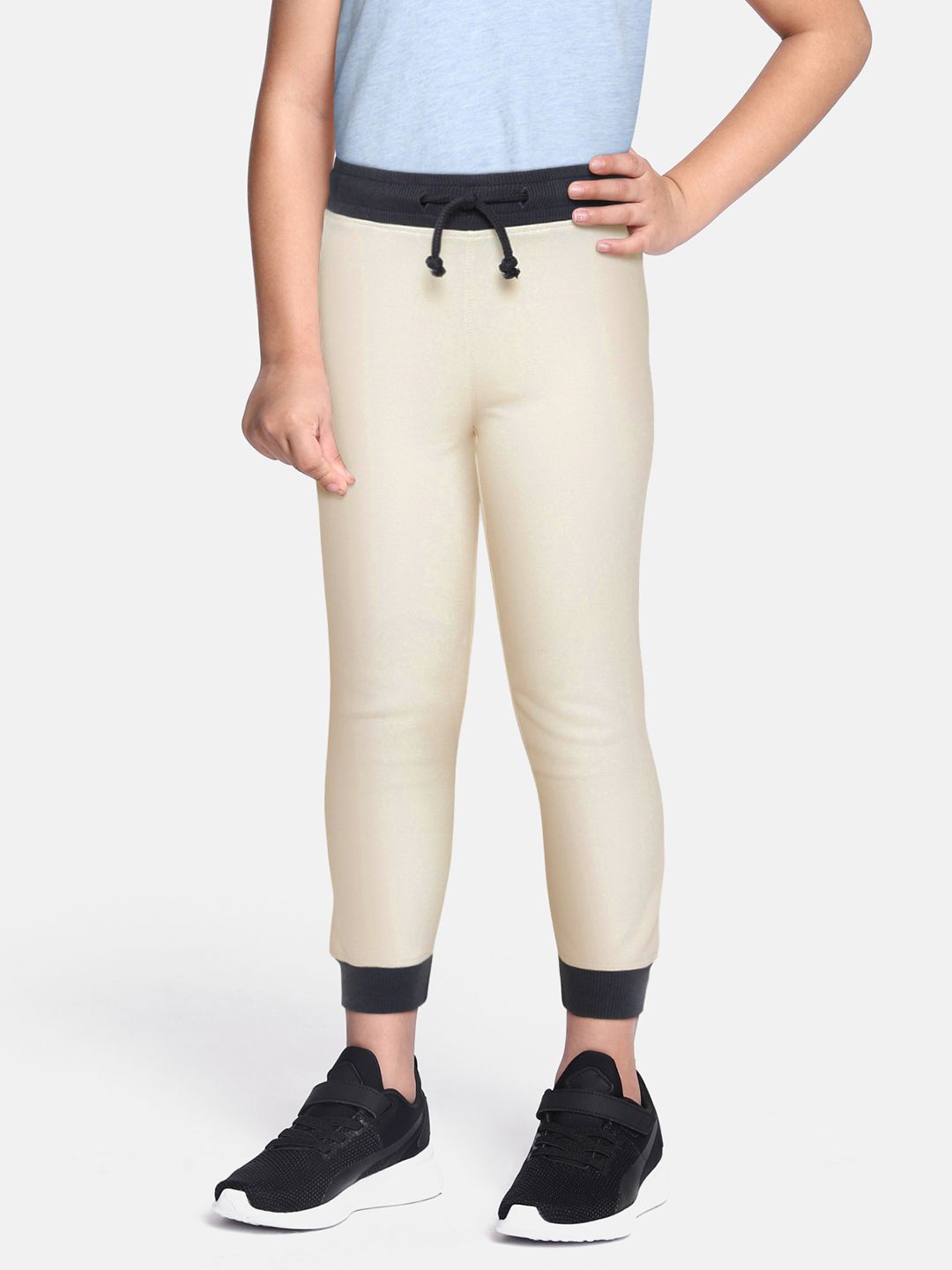 abof Boys Off-White Solid Pure Cotton Joggers