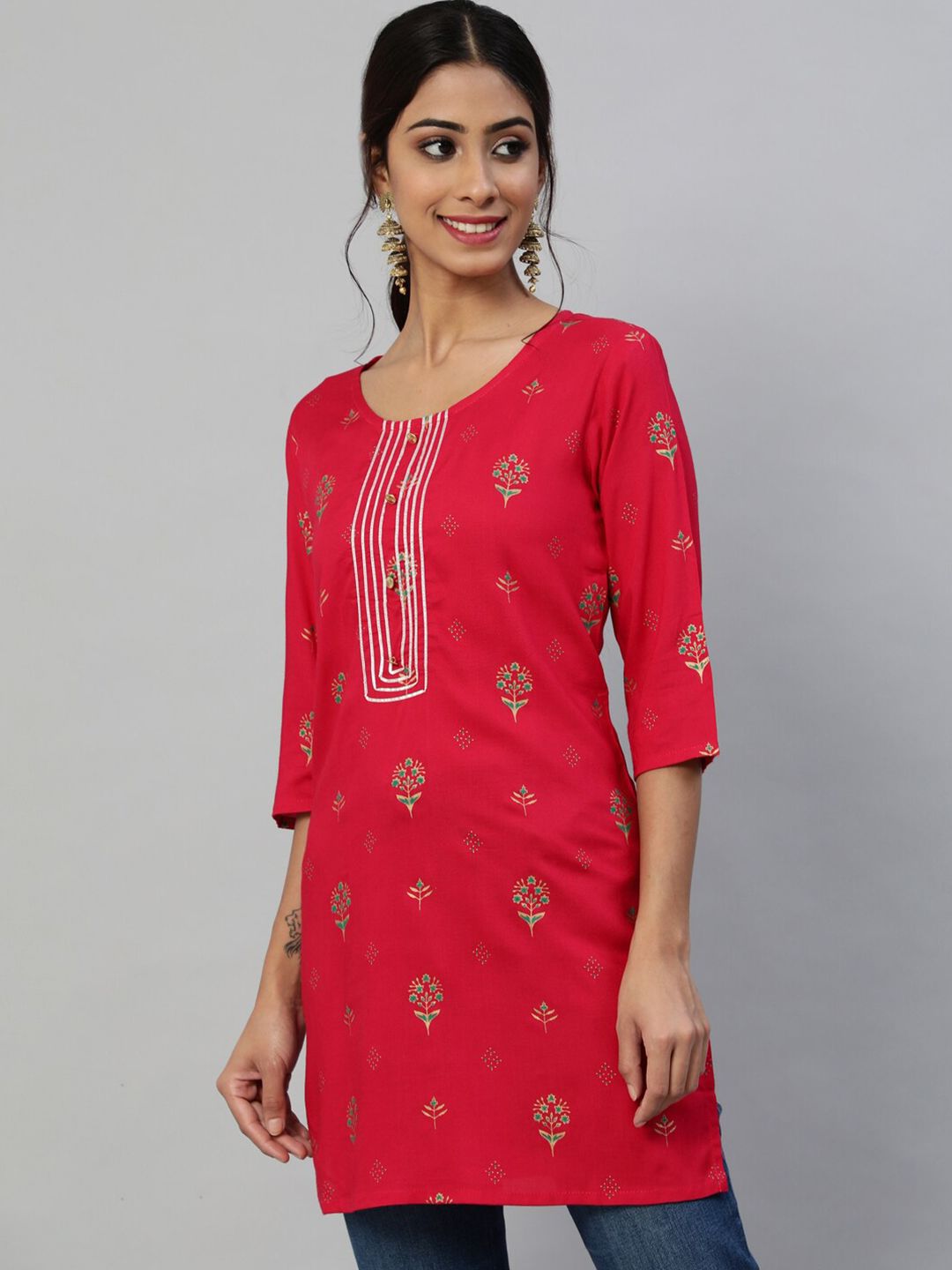 Anubhutee Red & Green Ethnic Motifs Printed Gotta Patti Gotta Patti Kurti Price in India