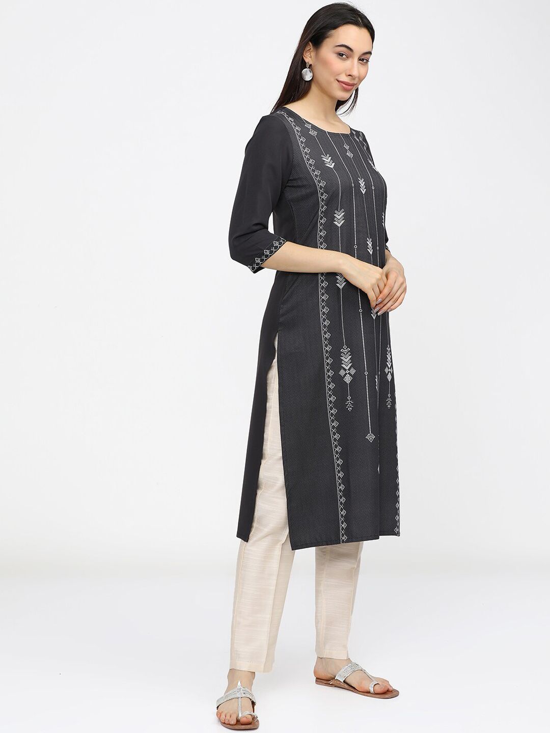 KETCH Women Black & White Ethnic Motifs Printed Round Neck Straight Kurta Price in India