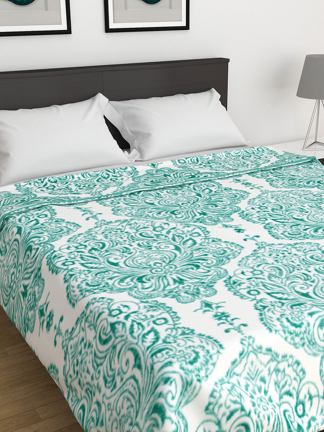 Home Centre Green & White Ethnic Motifs Mild Winter 150 GSM Double Bed Comforter Price in India
