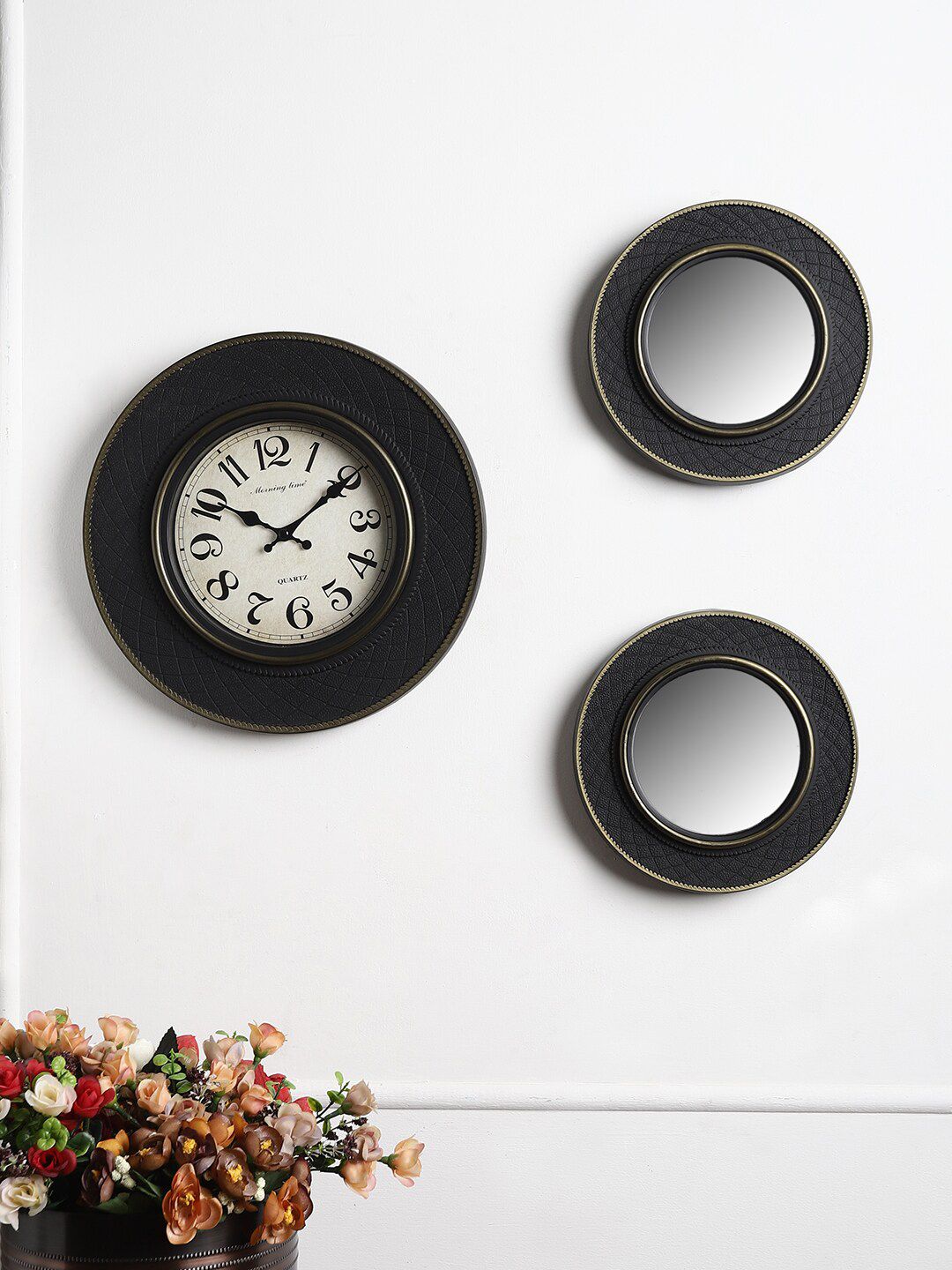 EXIM DECOR Black & White Set Of 3 Contemporary Wall Clock Price in India