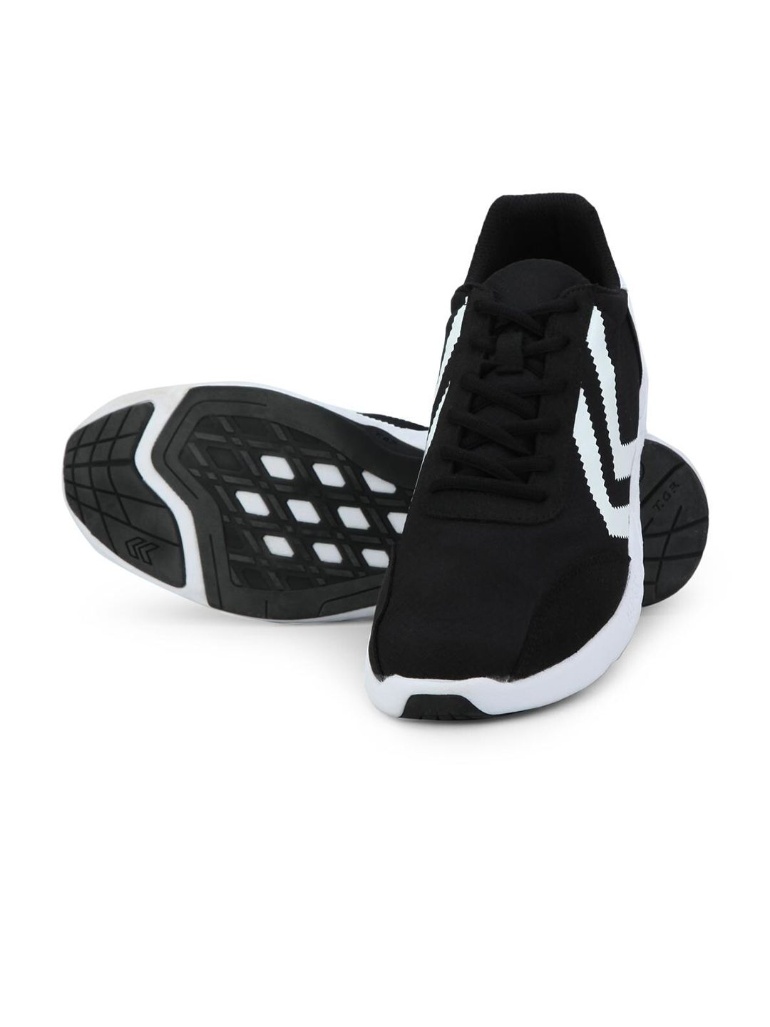 hummel Unisex Black Suede Training or Gym Non-Marking Shoes Price in India