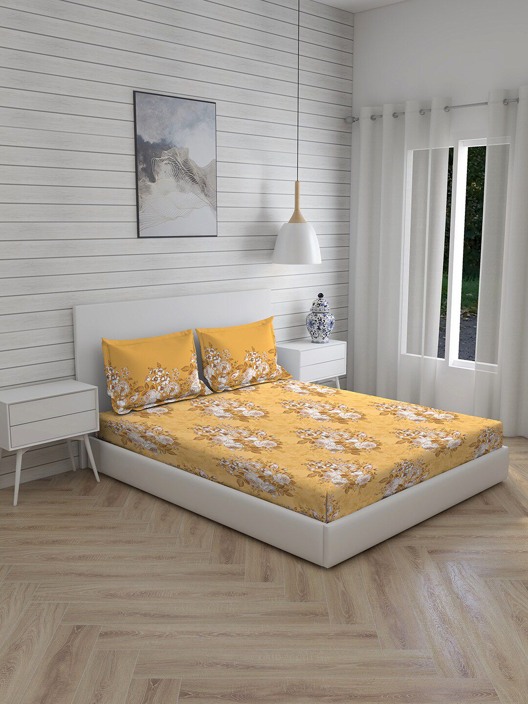 Layers Beige & White Floral 104 TC Queen Bedsheet with 2 Pillow Covers Price in India