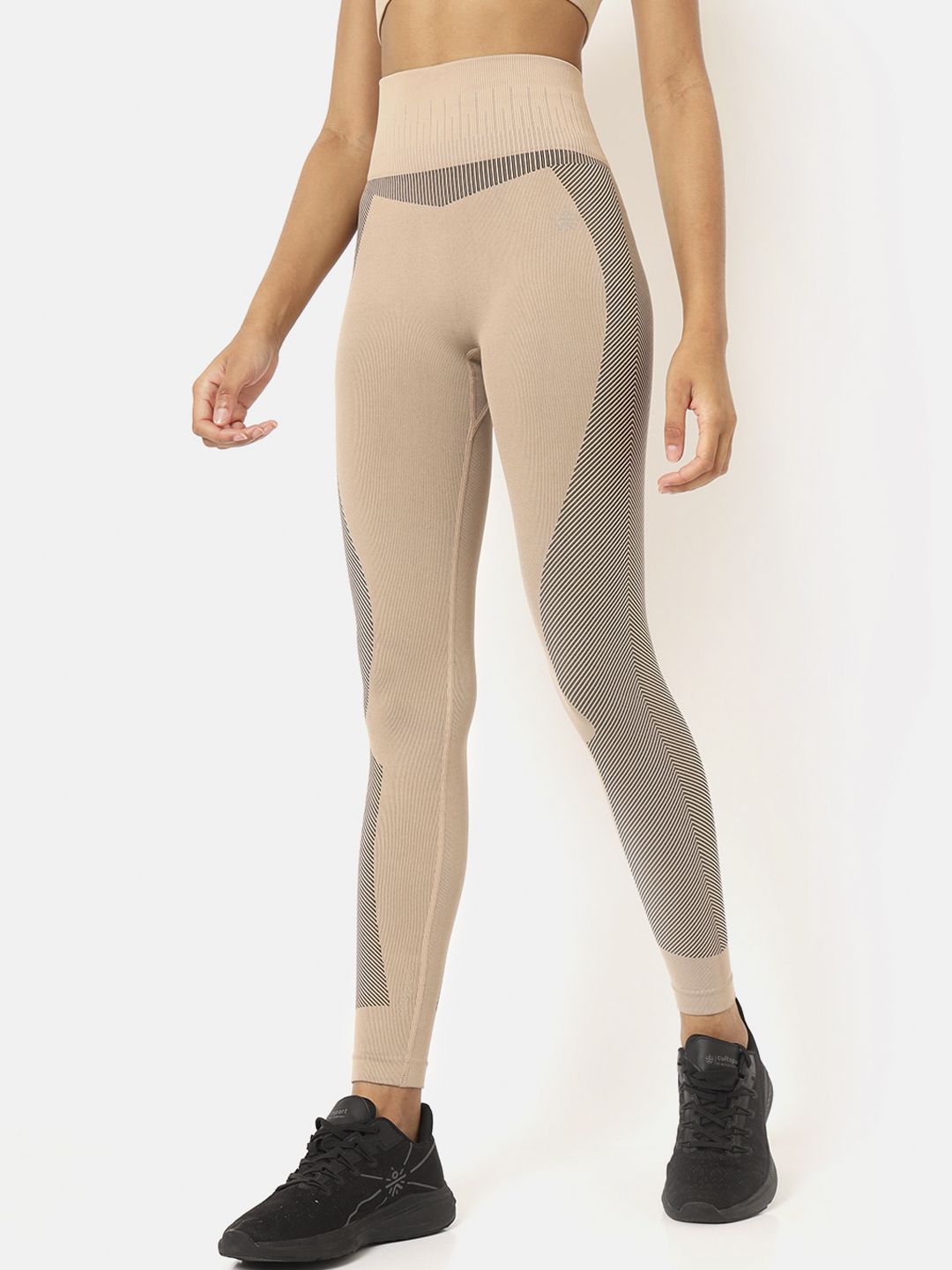 Cultsport Woman Khaki-Coloured & Black Seamless Dual Tone Tights Price in India