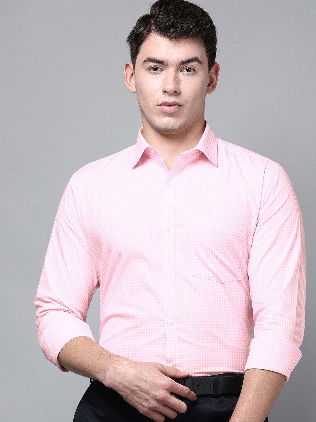 Park Avenue Men Pink & White Slim Fit Checked Formal Shirt