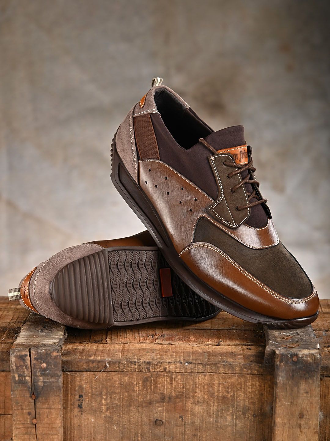 San Frissco Men Brown Sneakers