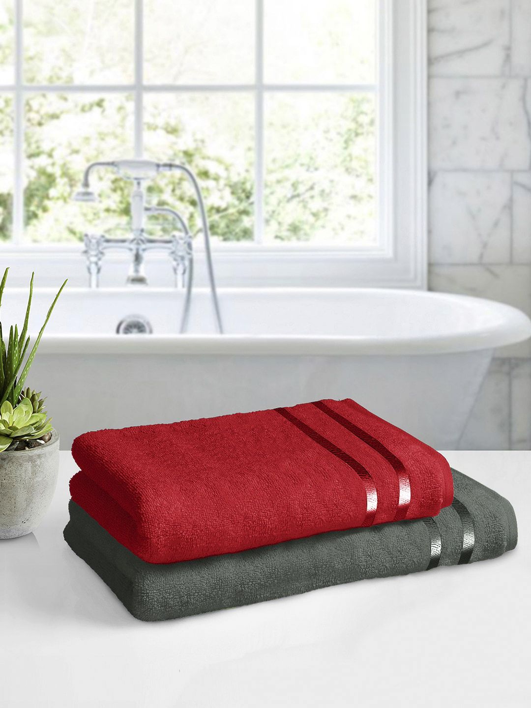 Story@home Pack of 2 Red & Charcoal-coloured Cotton 450GSM Solid Bath Towel Price in India