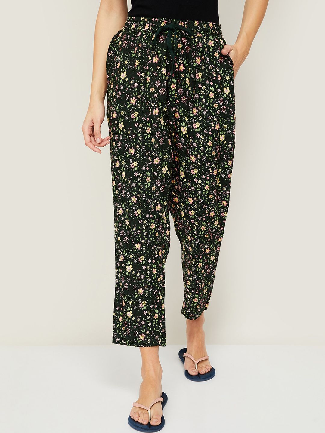 Ginger By Lifestyle Women Green Floral Printed Pyjamas Price in India