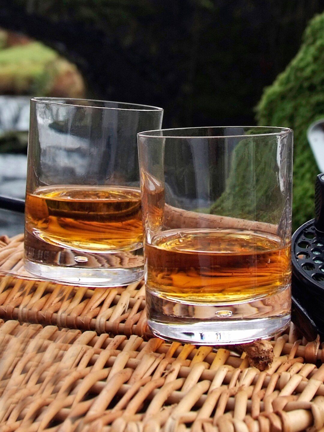 DARTINGTON Set Of 2 Transparent Solid Glass Whisky Glasses Price in India