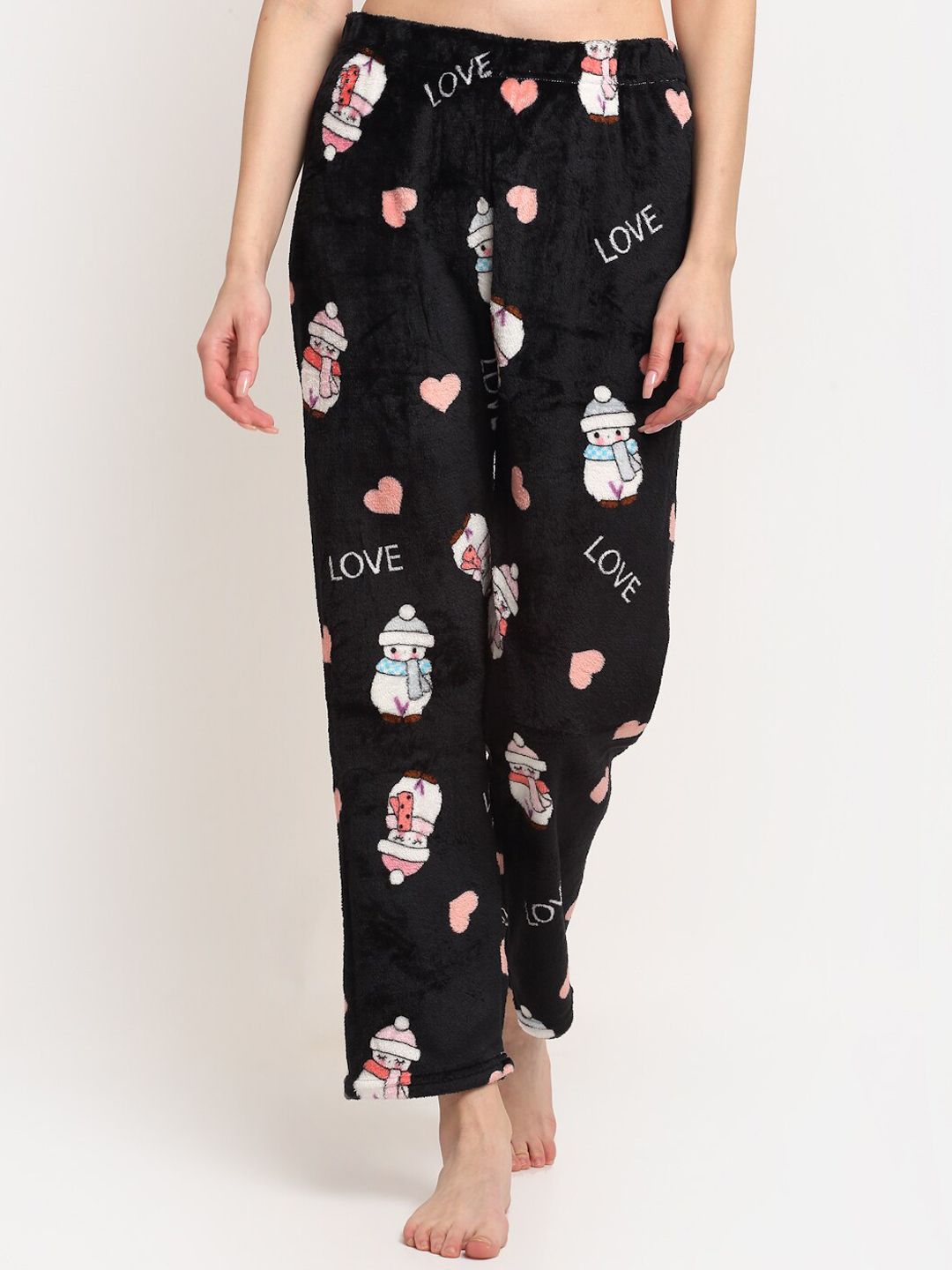 TAG 7 Women Black & White Quirky Printed Fur Fleece Lounge Pants Price in India