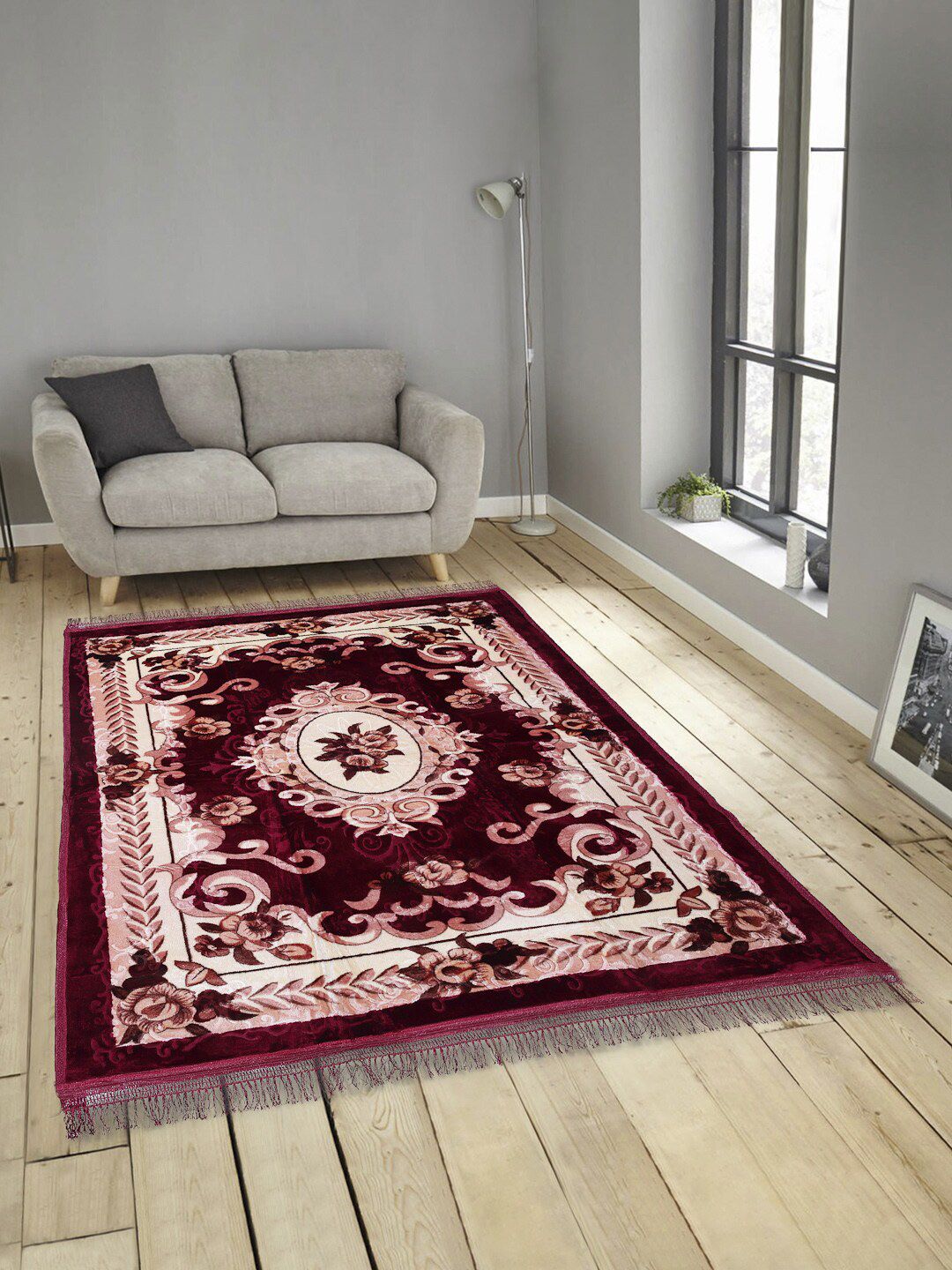 KLOTTHE Unisex Maroon Floral Printed Traditional Carpets Price in India