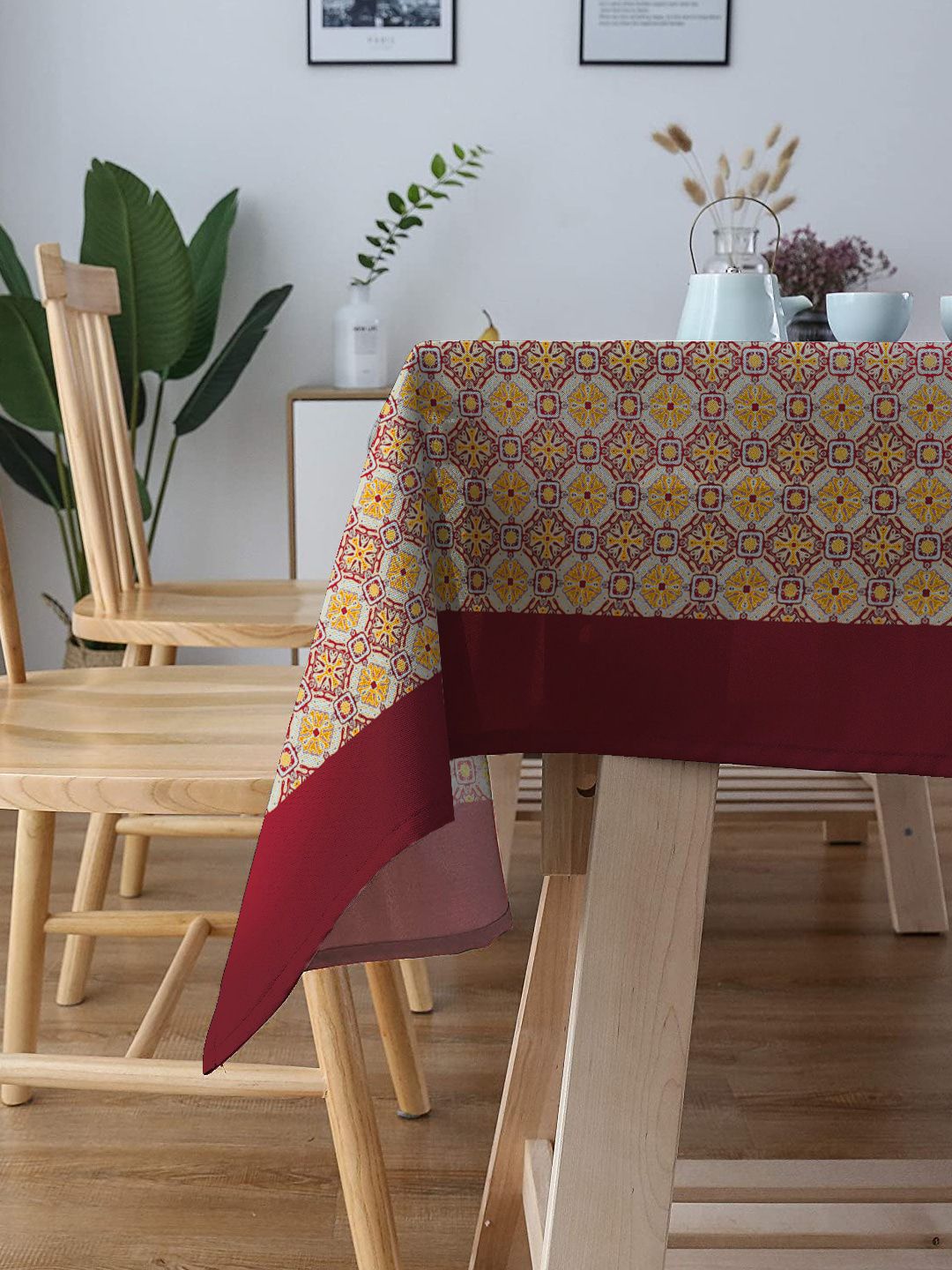 BLANC9 Maroon & White Geometric Printed Rectangular Table Cover Price in India