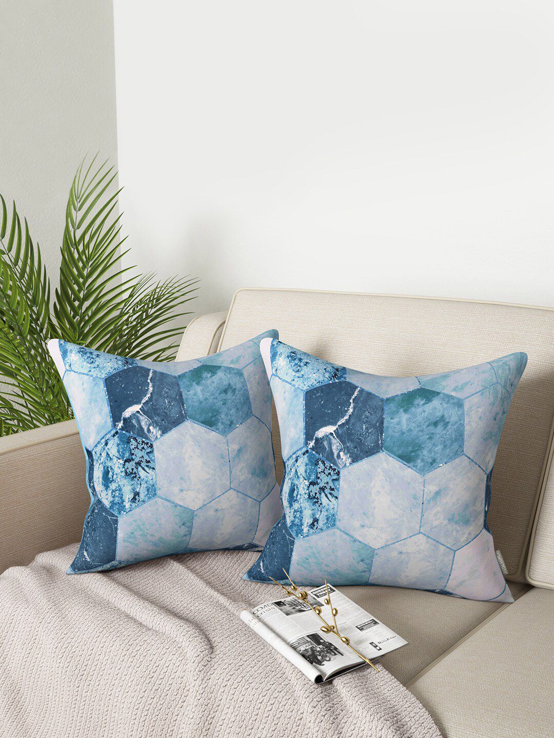 PETAL HOME Blue & White Set of 2 Geometric Square Cushion Covers Price in India