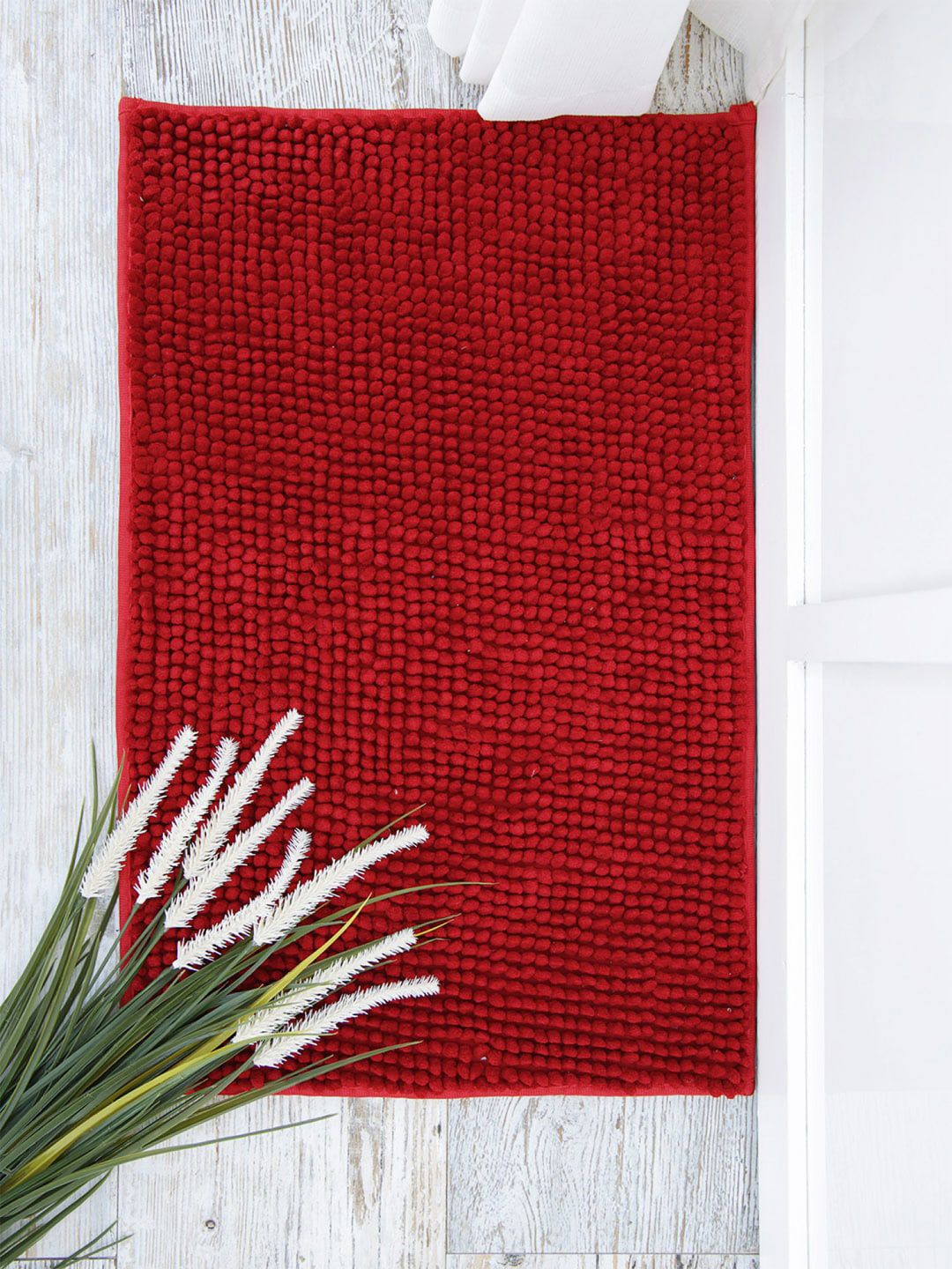 Ariana Red 1600 GSM Microfibre Bath Mat Price in India