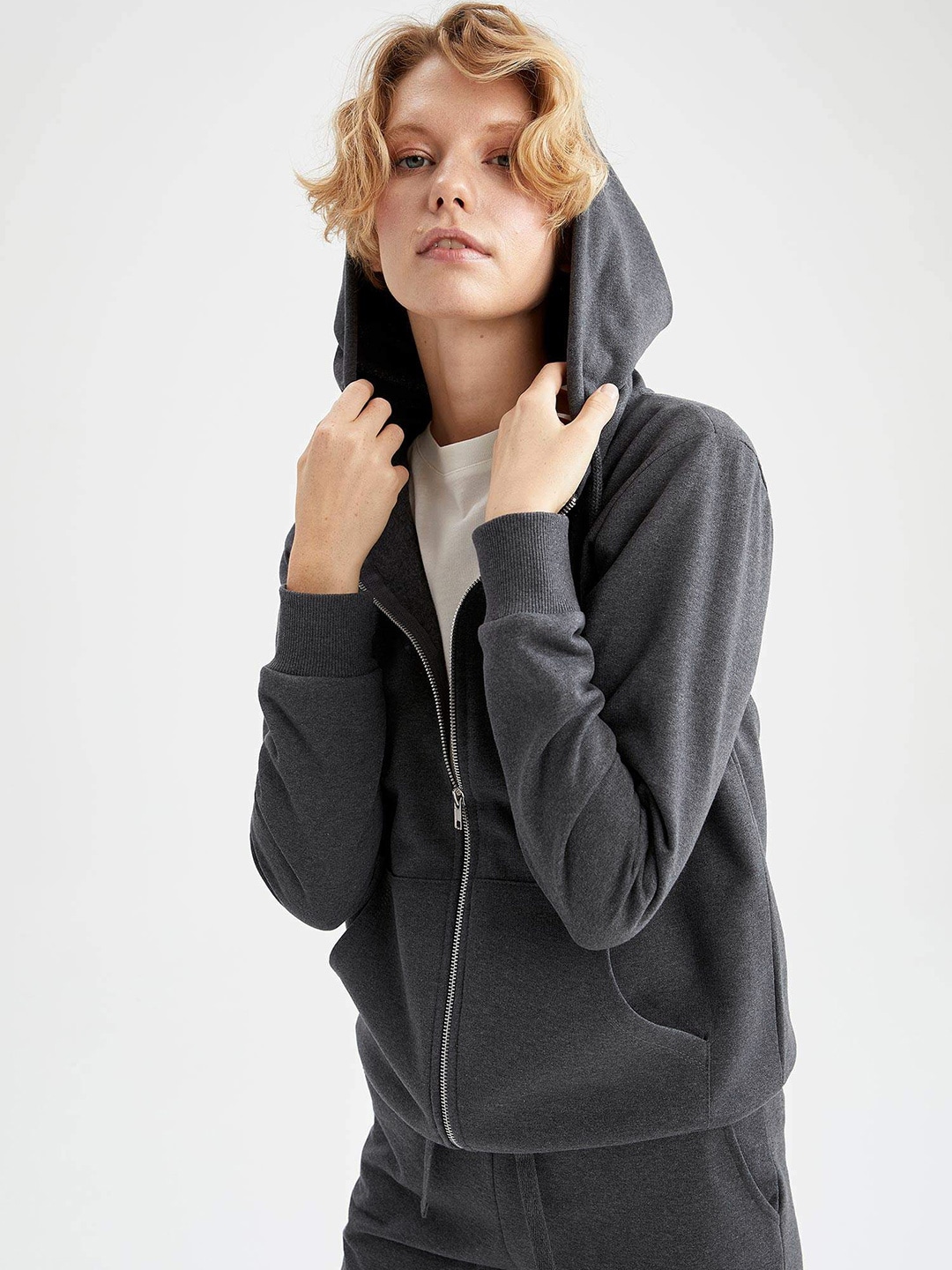 DeFacto Women Charcoal Grey Solid Hooded Sweatshirt Price in India