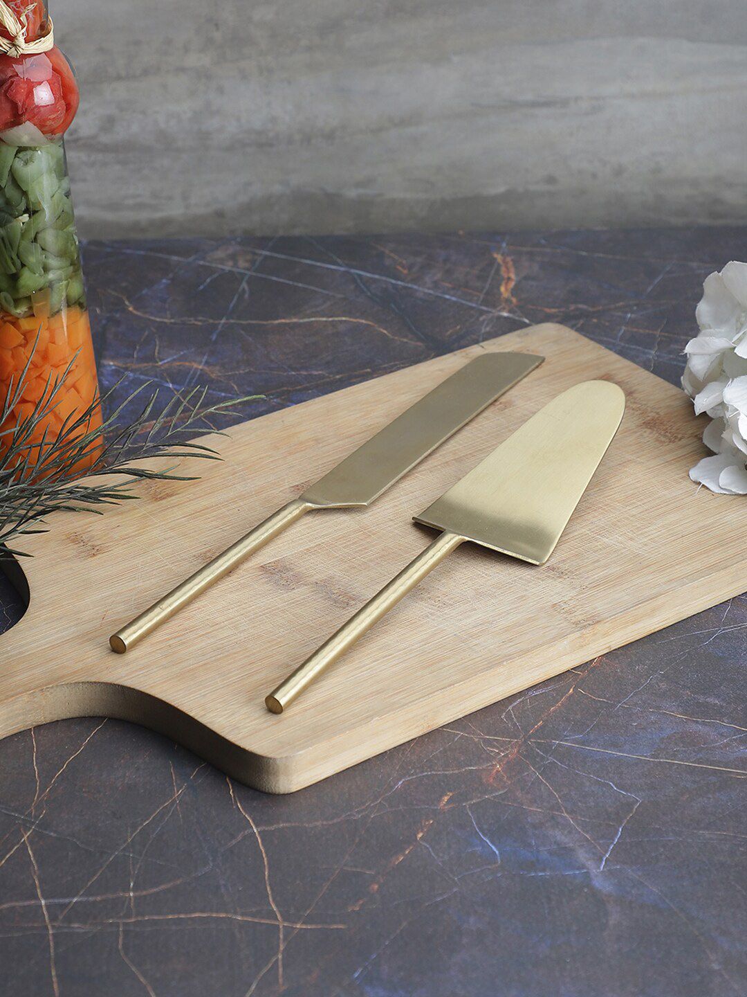 VarEesha  Set of 2 Gold Matt Stainless Steel Knife & Server Set Price in India