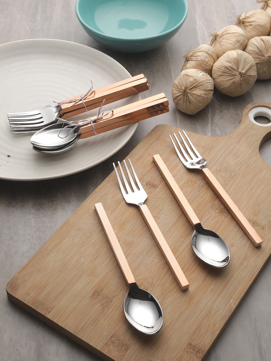 VarEesha Set Of 12 Copper-Toned Hammered Handles Stainless Steel Table Spoons & Forks Price in India