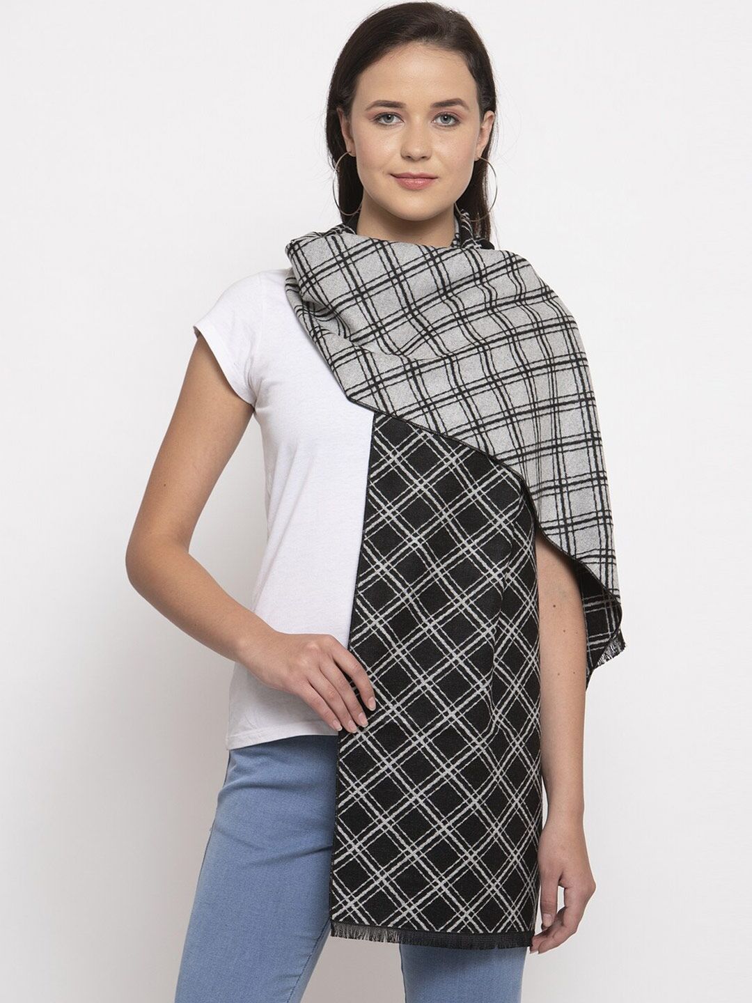 Calvadoss Women Black & Off White Checked Stole Price in India