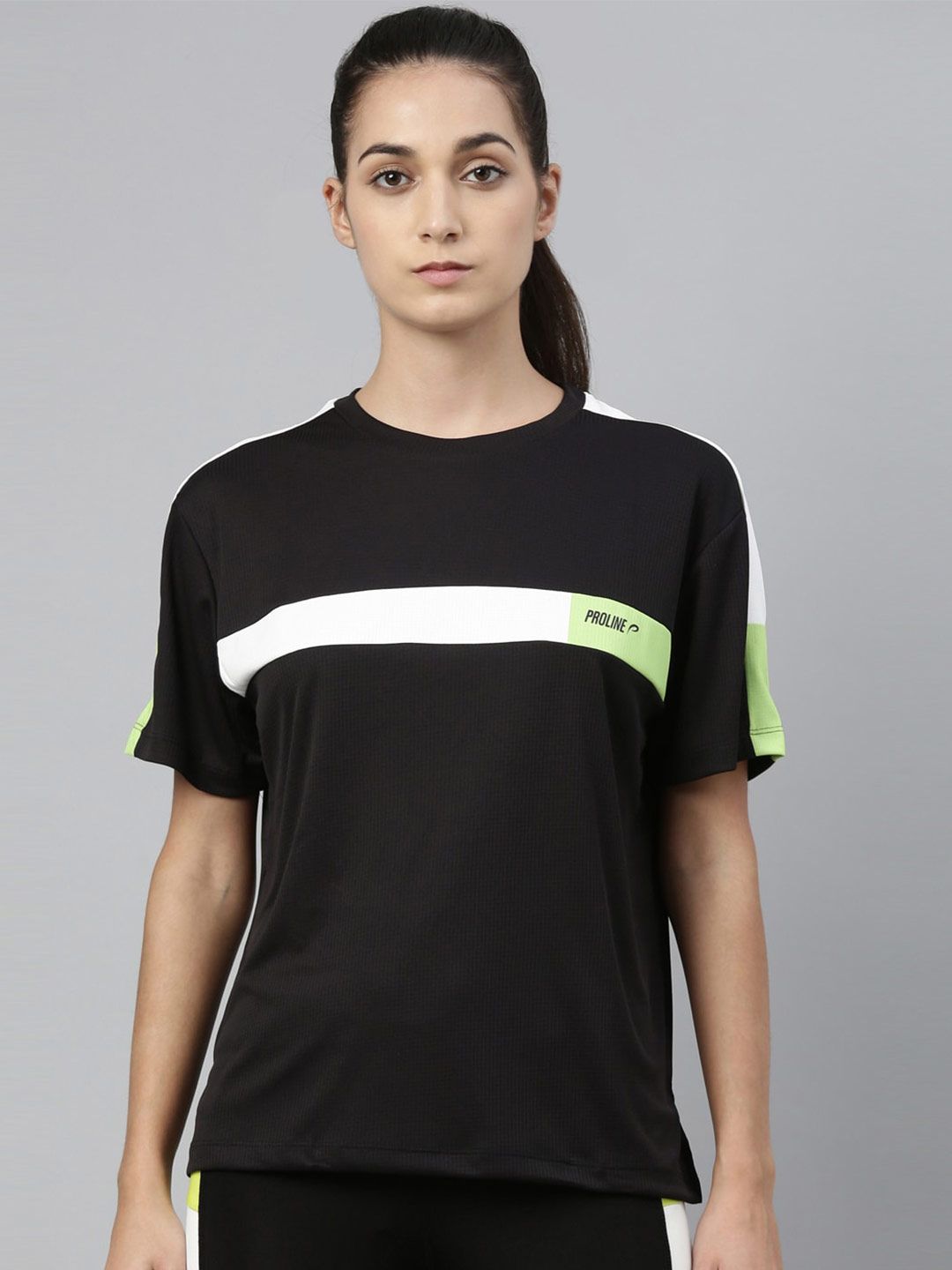 Proline Women Black & White Colourblocked T-shirt Price in India