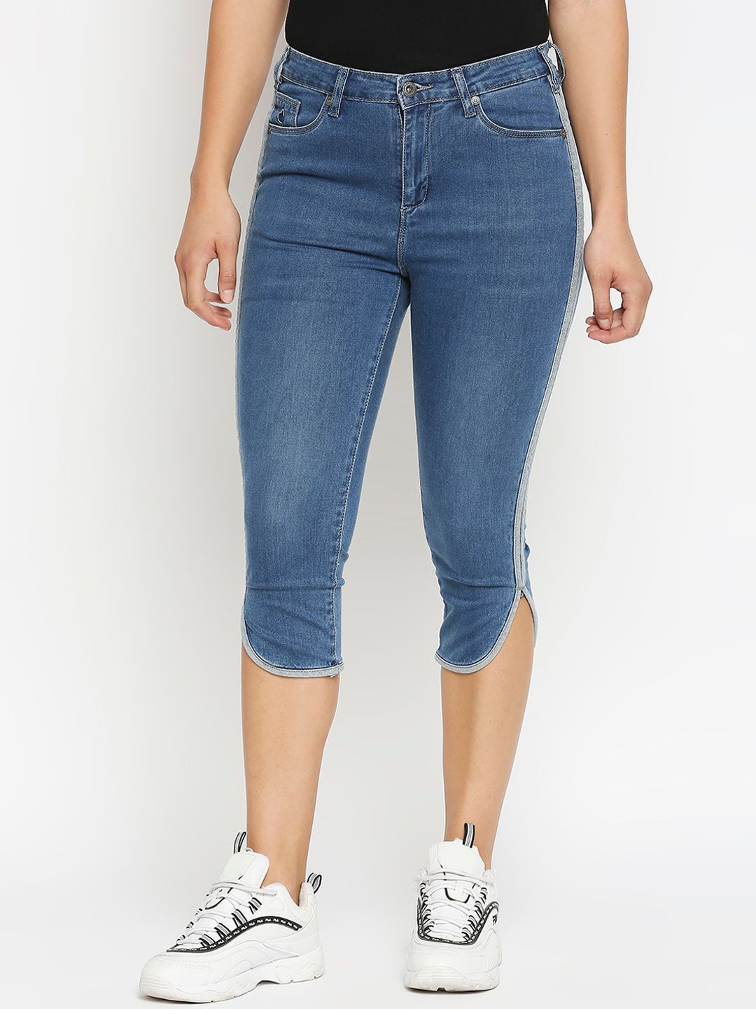 Being Human Women Blue Super Skinny Fit Light Fade Jeans Price in India